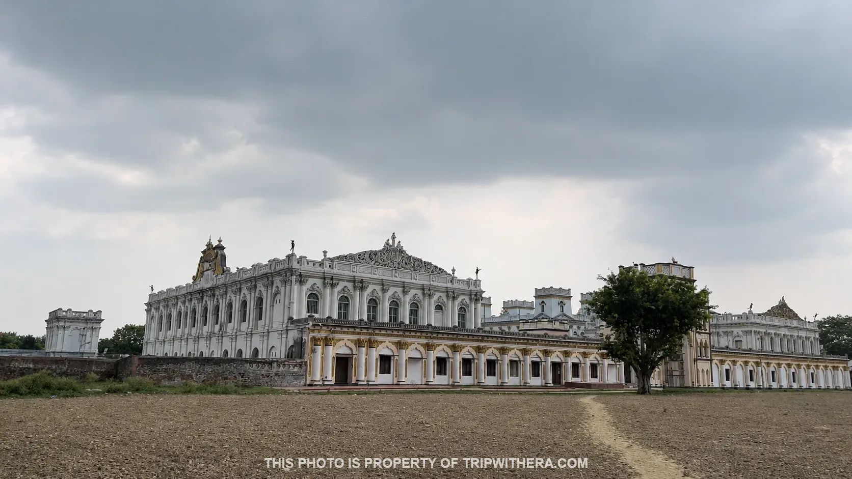 Hathua Raj Palace